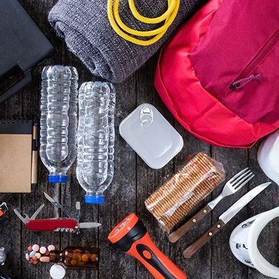 Safety Tips: How to build an emergency kit?